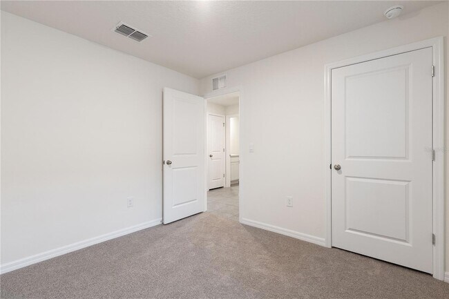 Building Photo - 3718 Mannered Gold Ave