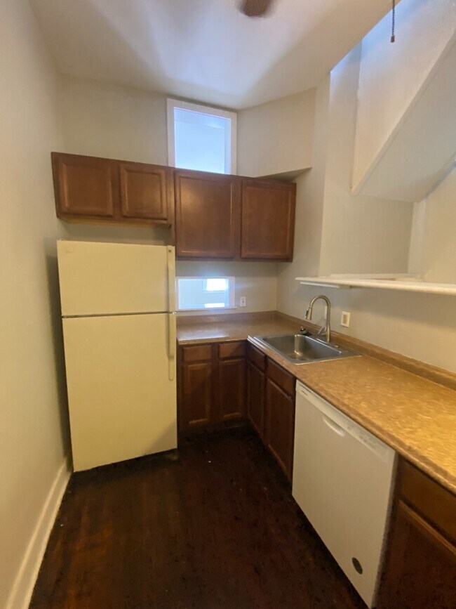Building Photo - 917a Geyer