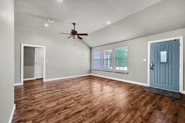 Building Photo - 187 Square Dance Rd