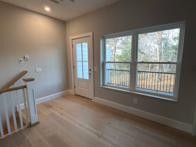 Building Photo - 42 O'Neil St