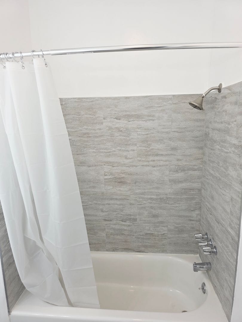 Building Photo - 124 N Brighton St