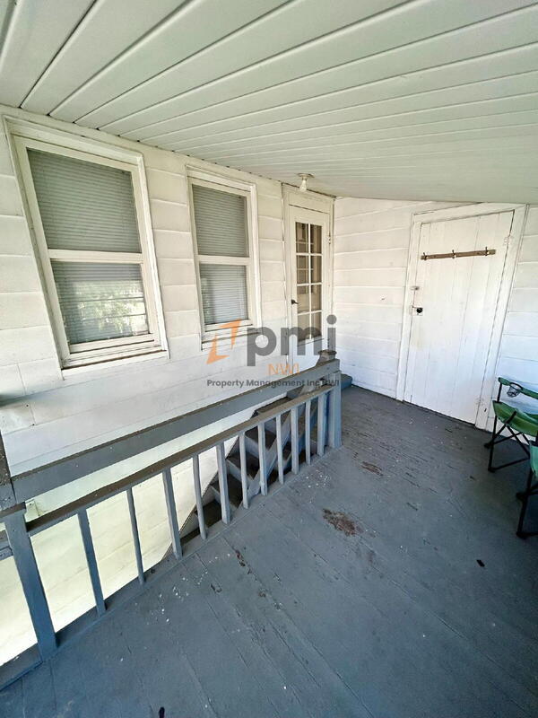 Building Photo - 1209 1/2 Ohio Street