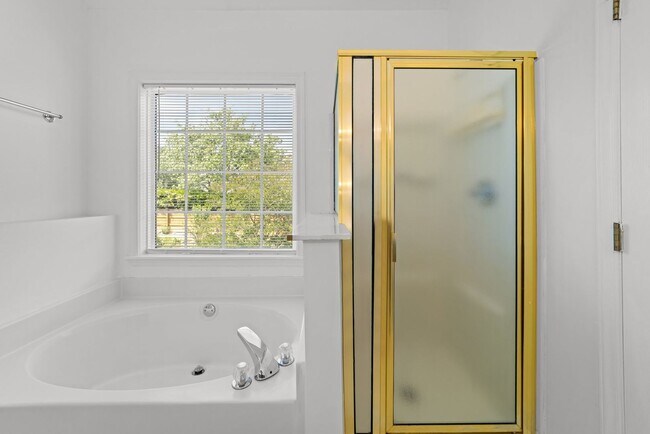 Building Photo - Spacious 3-Bedroom Home with Bonus Room and Community Perks