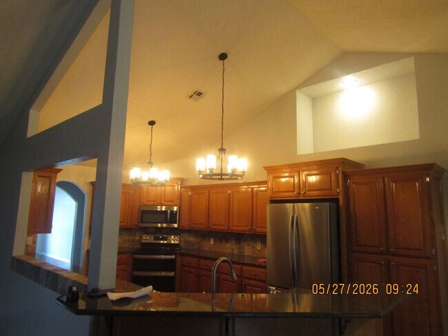 Building Photo - Beautiful 4-bedroom home located in the Heritage Hills Area!