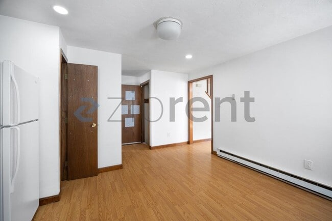 Building Photo - 3 Watson Ave