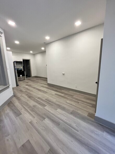 83 Bostwick Ave 1 - 76 Bostwick Ave