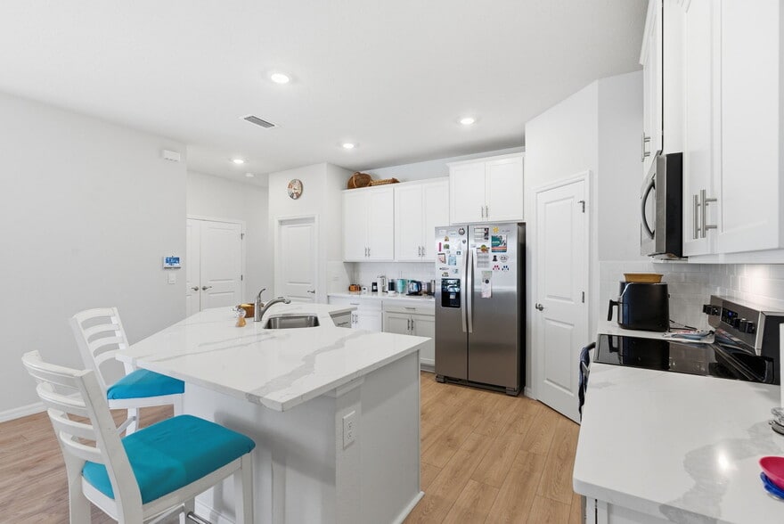 Building Photo - 857 157th Ct E