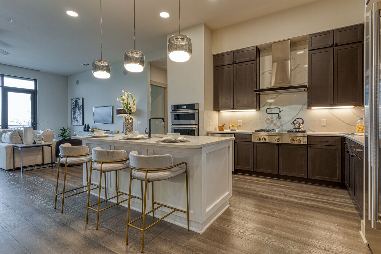 Building Photo - Residences at The Grove