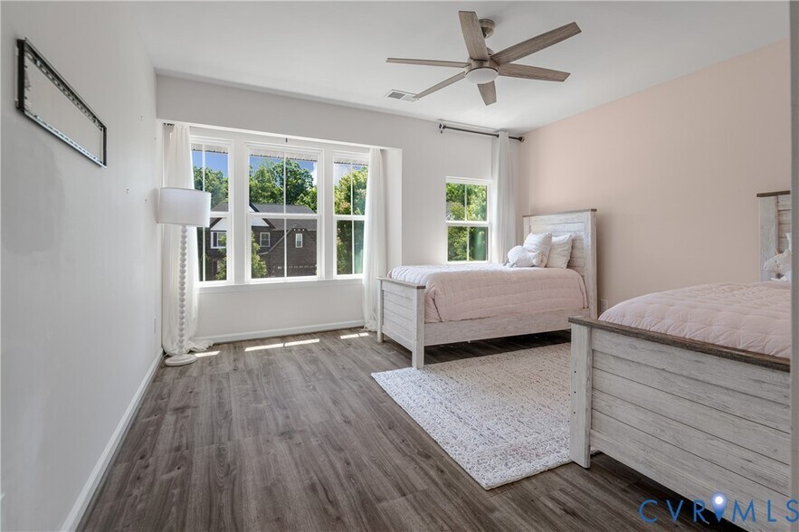 Building Photo - 16848 White Daisy Loop