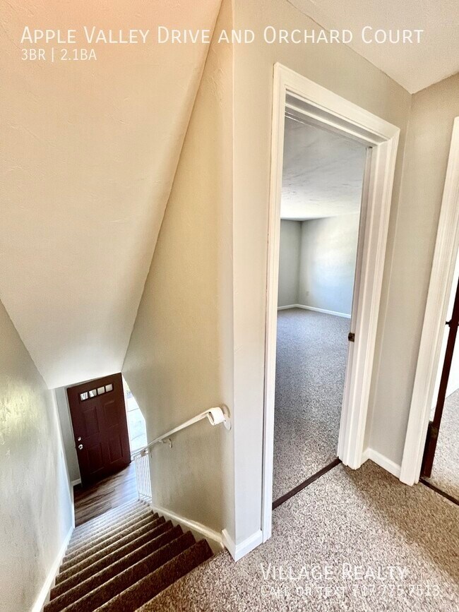 Building Photo - 710 Apple Valley Dr