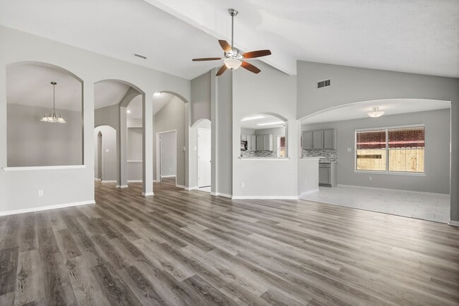 Building Photo - 20418 Cherry Haven Cir