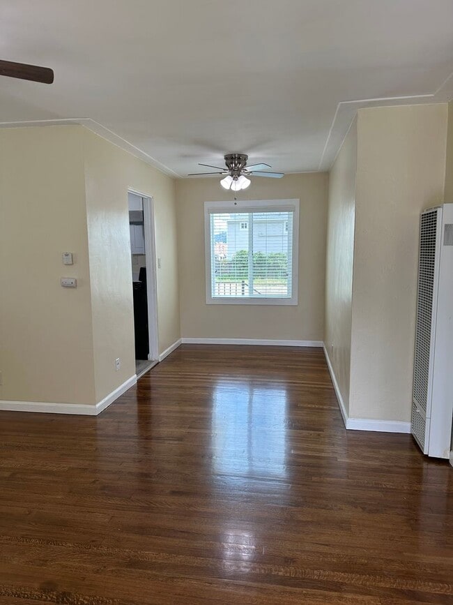 Building Photo - 317 Richfield Ave