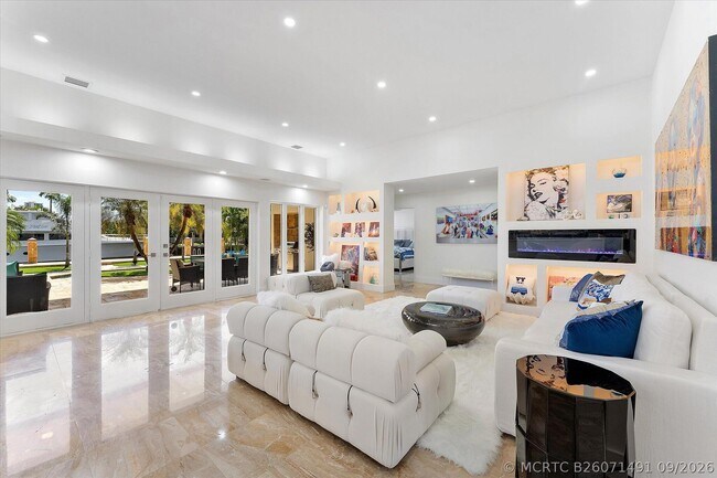 Building Photo - 18 Nurmi Dr