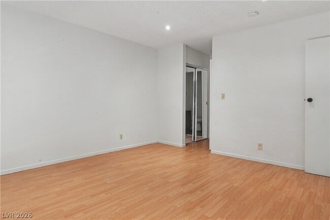 Building Photo - 6544 Ironbark Ln
