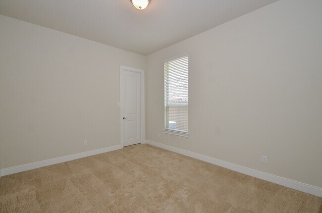 Building Photo - 25122 Sundance Park Ln