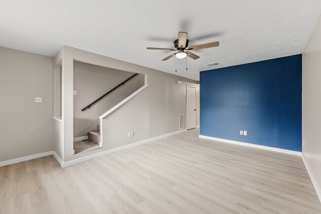 Building Photo - 2521 Crosstimbers Dr