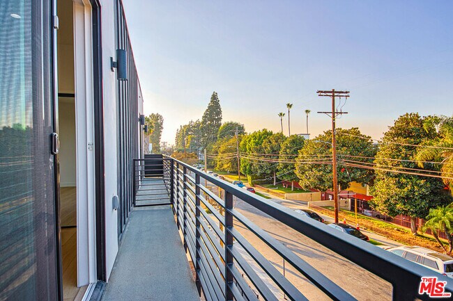 Building Photo - 11736 Gilmore St