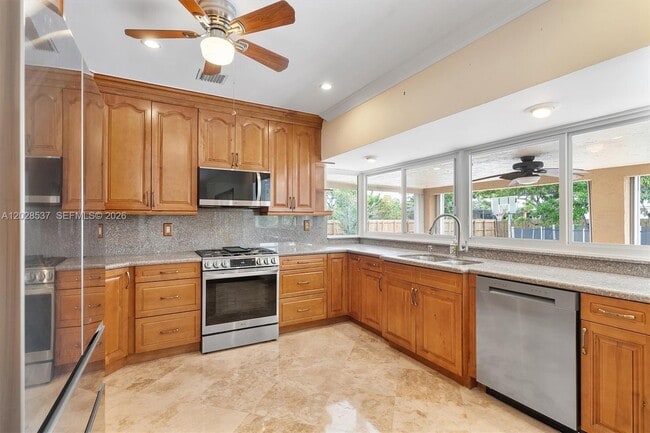 Building Photo - 13241 SW 99th Ct