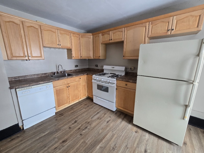 Building Photo - 1023 Rumsey Ave