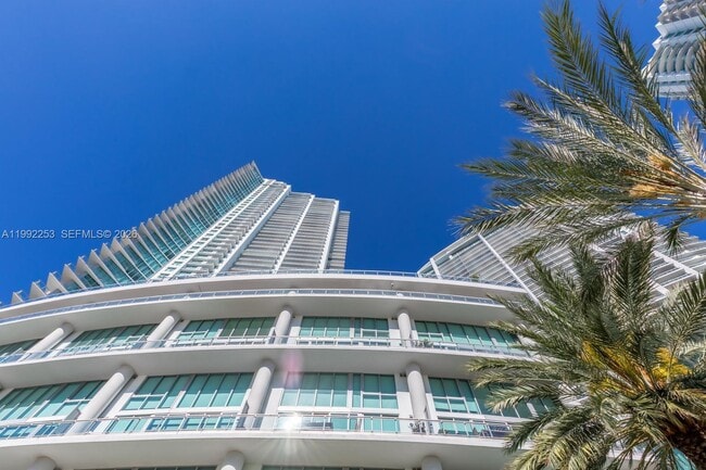 Building Photo - 41 SE 5th St