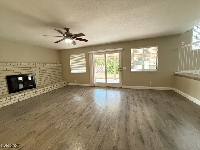 Building Photo - 5421 W Ganado Dr