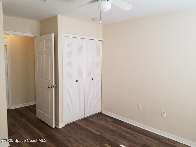 Building Photo - 3551 D'Avinci Way