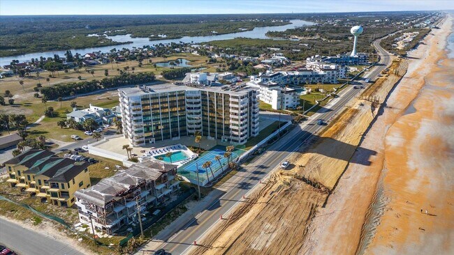 Building Photo - 3580 S Ocean Shore Blvd