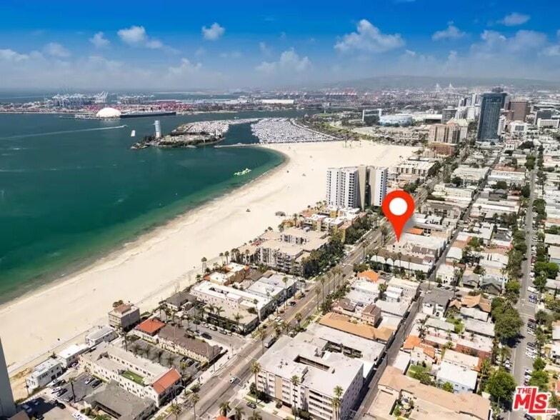 Building Photo - 1415 E Ocean Blvd