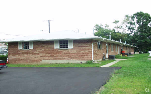 Primary Photo - 355 Franklin St
