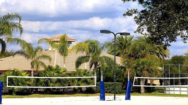Building Photo - 819 Fairwaycove Ln