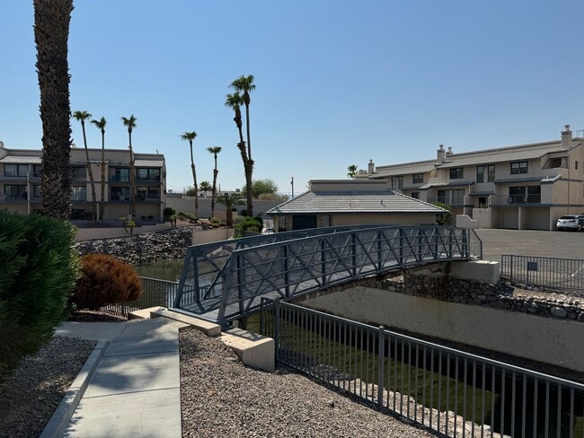 Building Photo - 1675 AZ-95
