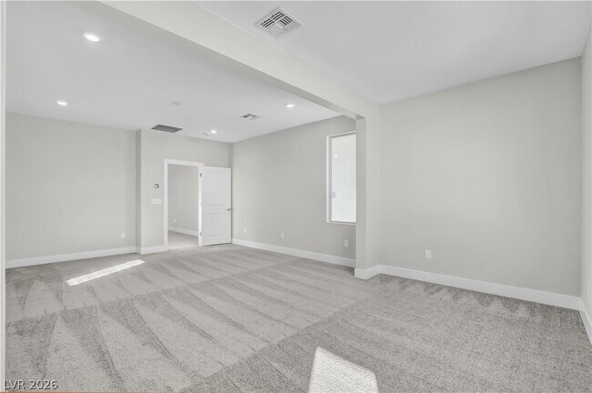 Building Photo - 6360 Pipers Brk Ln