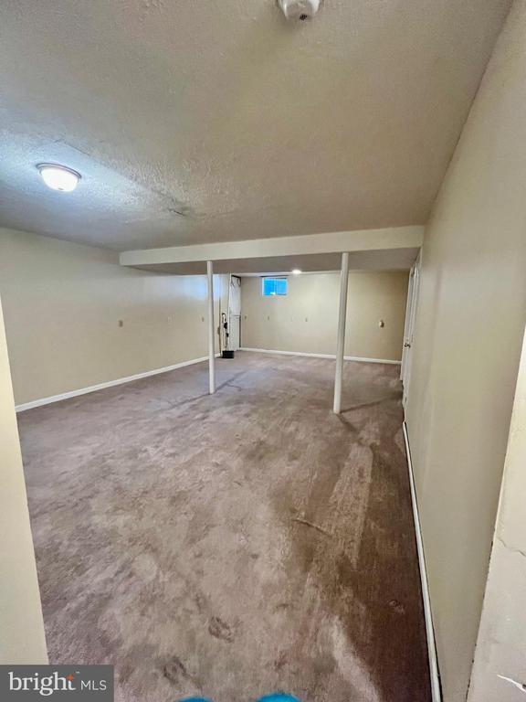 Building Photo - 149 Lexington Ct