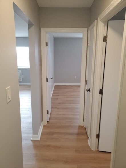 Building Photo - 215 Pearl St