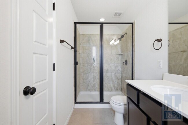 Building Photo - 2304 S Lakeline Blvd