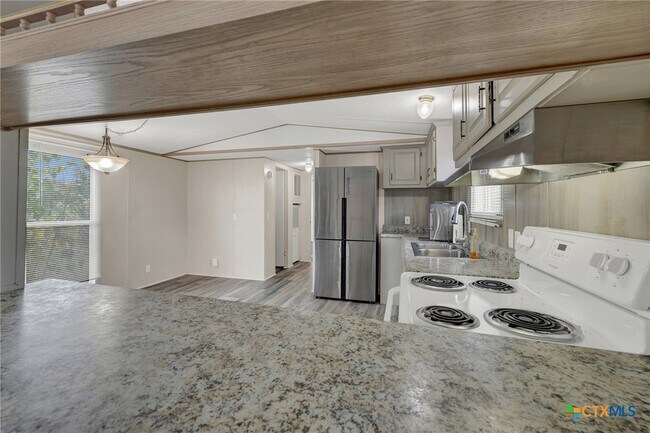 Building Photo - 259 McKnight Rd