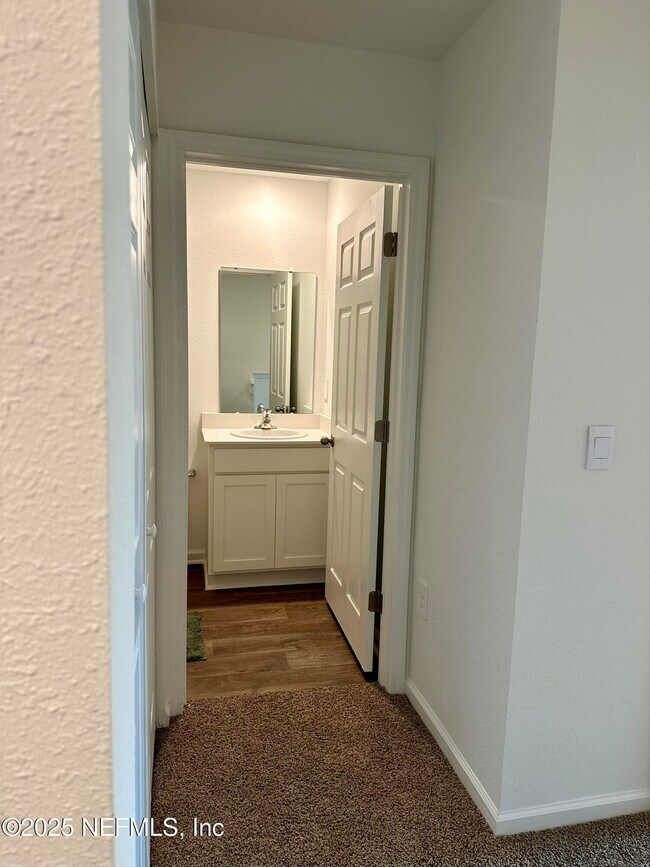 Building Photo - 634 Celtic dr