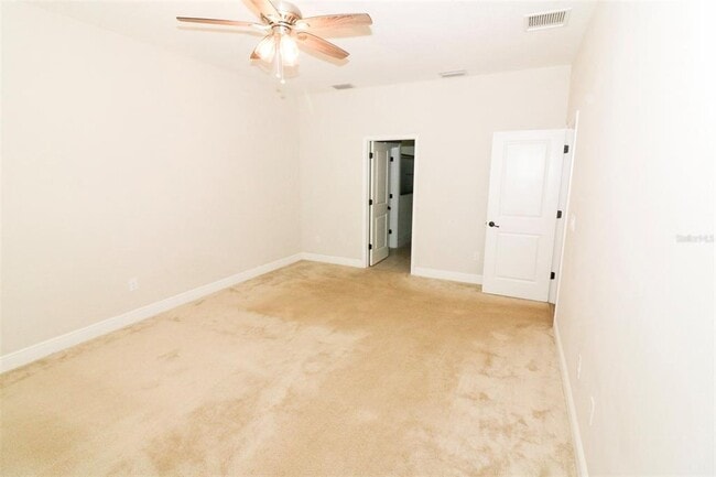 Building Photo - 27065 Sora Blvd