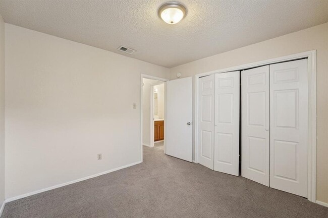 Building Photo - 12306 Abney Dr