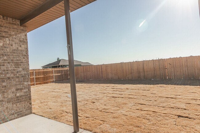 Building Photo - Pre-Leasing - 4 bed/2 bath Frenship School...