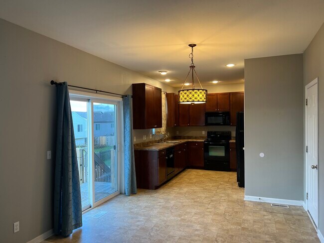 Building Photo - 19618 T St