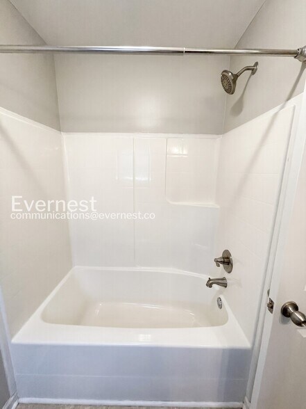 Building Photo - 3800 N Cindy Jo Dr