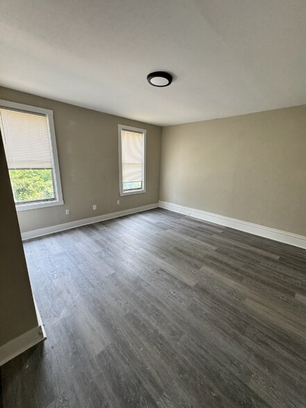 Building Photo - 631 Melwood Ave