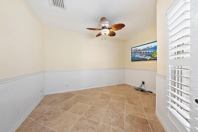 Building Photo - 14354 Cypress Island Cir