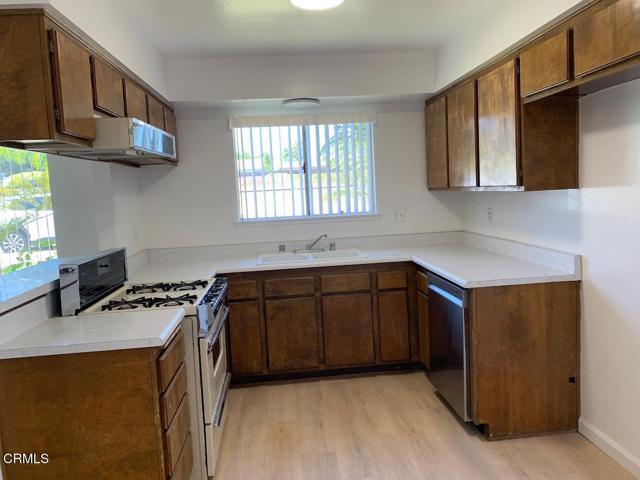 Primary Photo - 8828 N Bank Dr