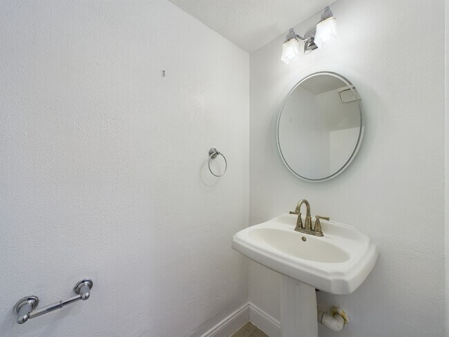 Building Photo - 14541 Still Meadow Dr