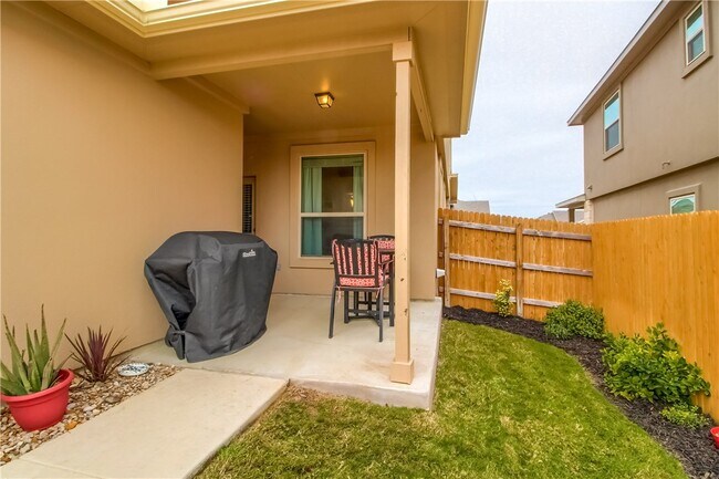 Building Photo - 1408 Blake St