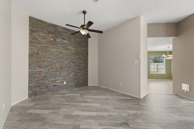 Building Photo - 26893 Palace Pines Dr