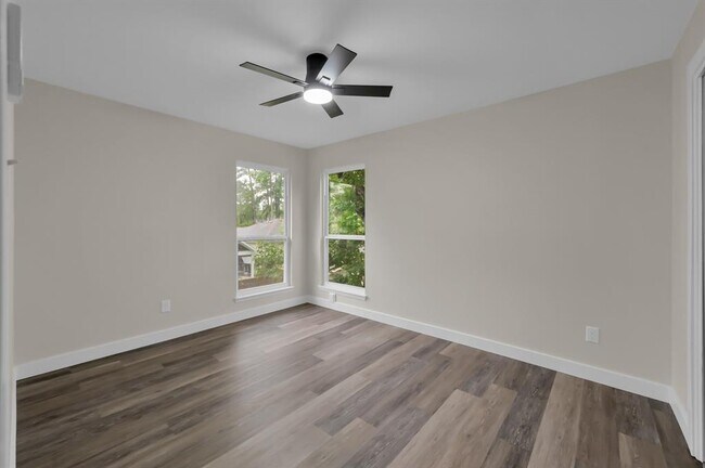 Building Photo - 3526 Indian Forest Dr