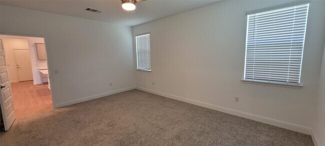 Building Photo - 18001 Santa Croce Dr